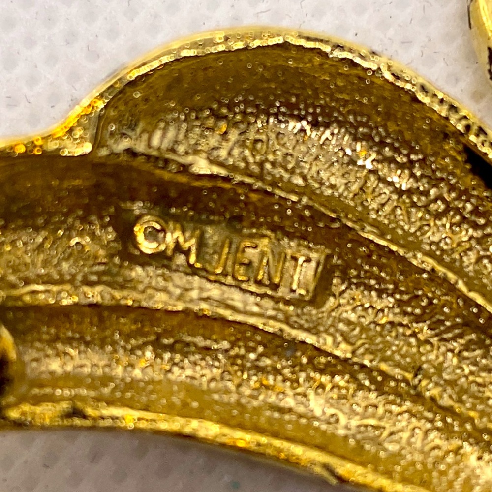 M. Jent Signed Vintage Swirl Brooch Pin Shiny Gold Tone - Picture 4 of 8